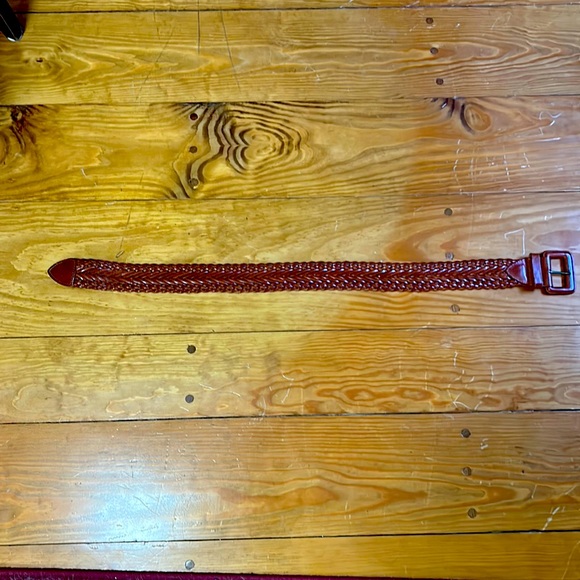 Brown woven leather belt made in Turkey; excellent condition; size S - Picture 2 of 5